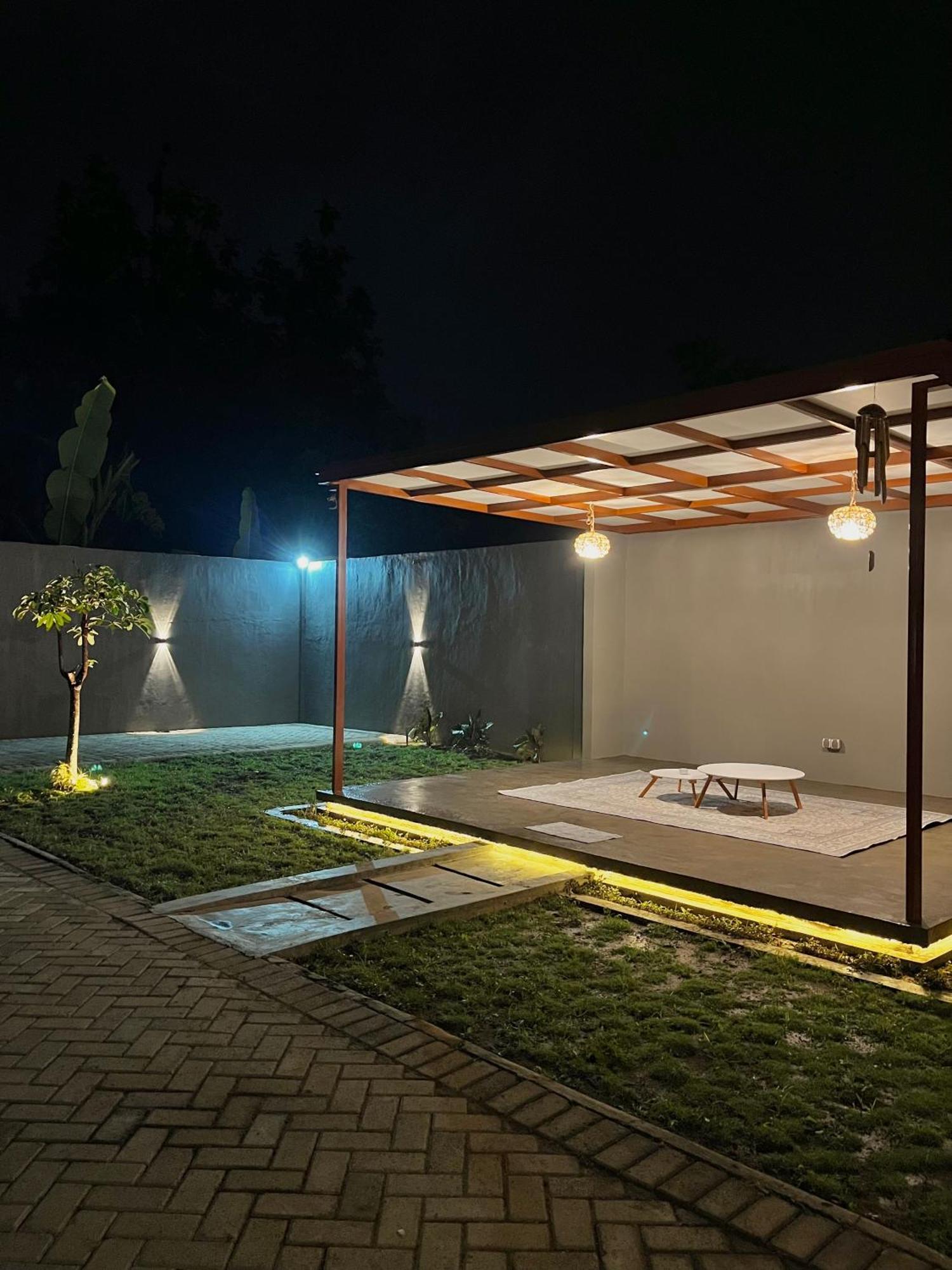 Joglo Homestay Banyuwangi Banyuwangi  Eksteriør bilde